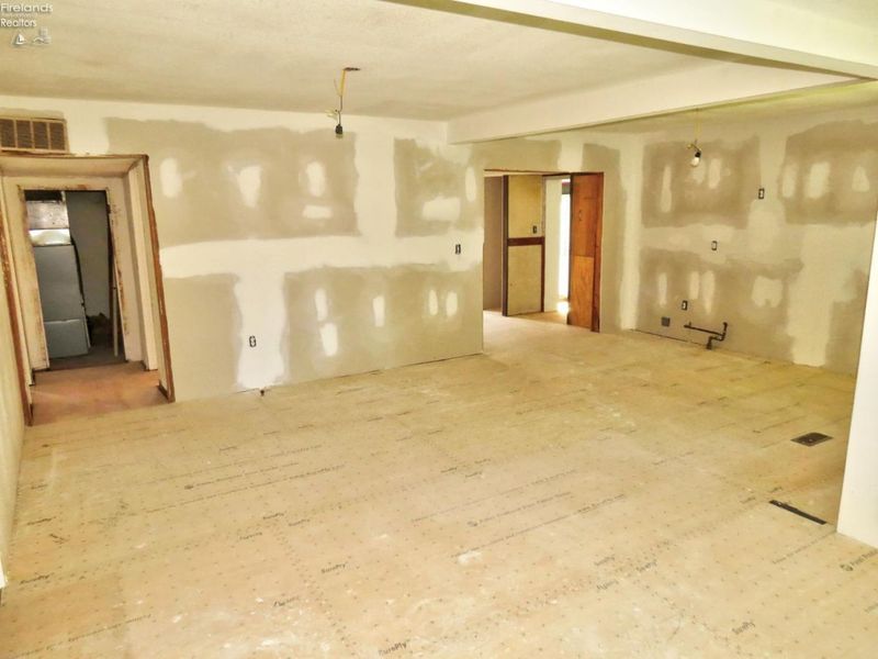 1026 Lincoln Avenue, Fostoria, OH 44830 Photo 8