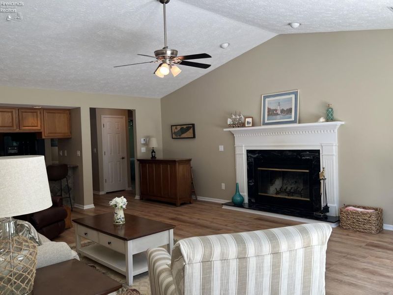 404 Leisure Drive, Huron, OH 44839 Photo 6