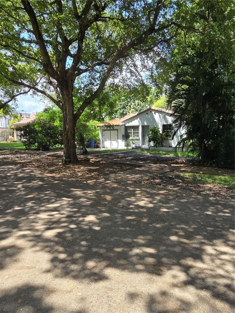 103 Romano Ave , Coral Gables, FL 33134 Photo