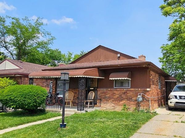 8520 Alpine Street, Detroit, MI 48204
