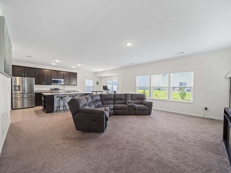 5387 Shannon Square Drive, Canal Winchester, OH 43110 Photo 8