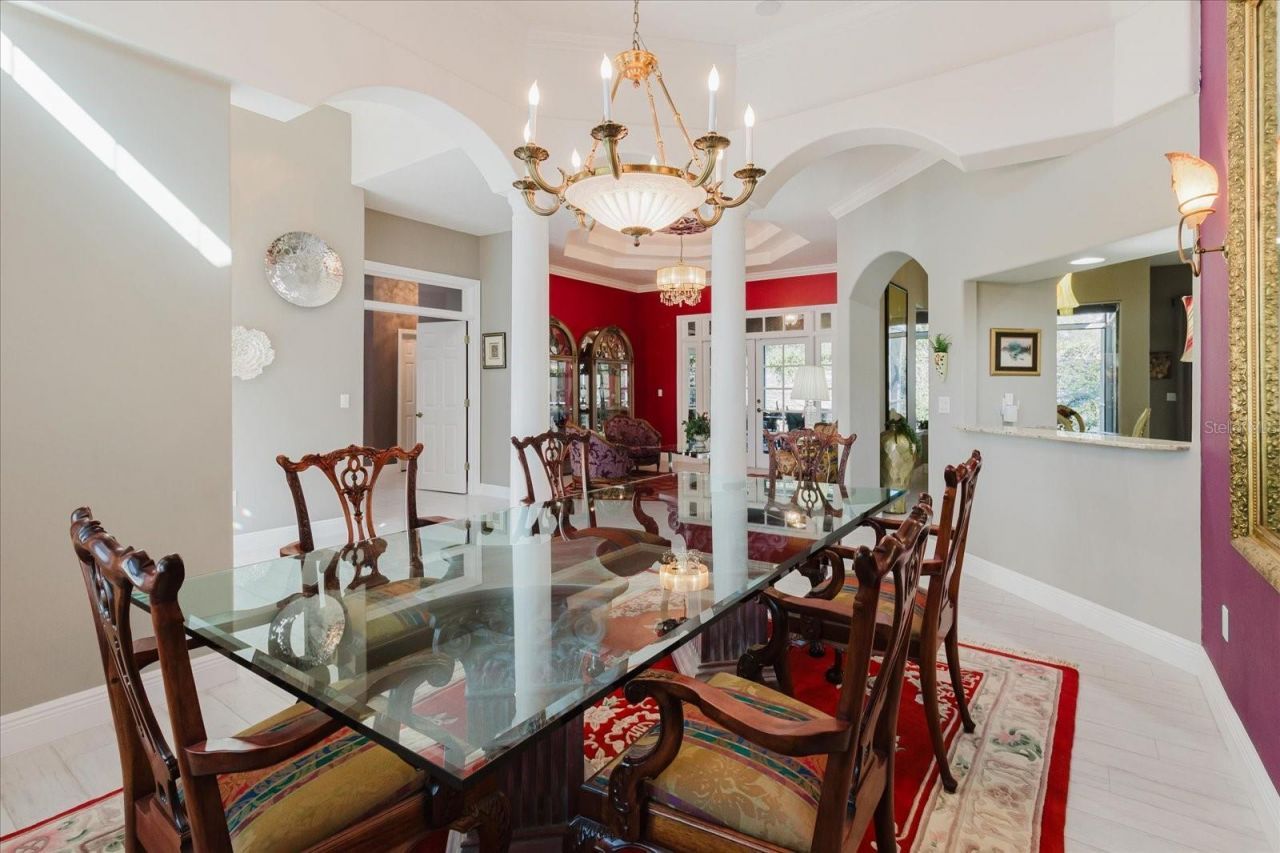 13510 Westshire Drive, Tampa, FL 33618 Photo