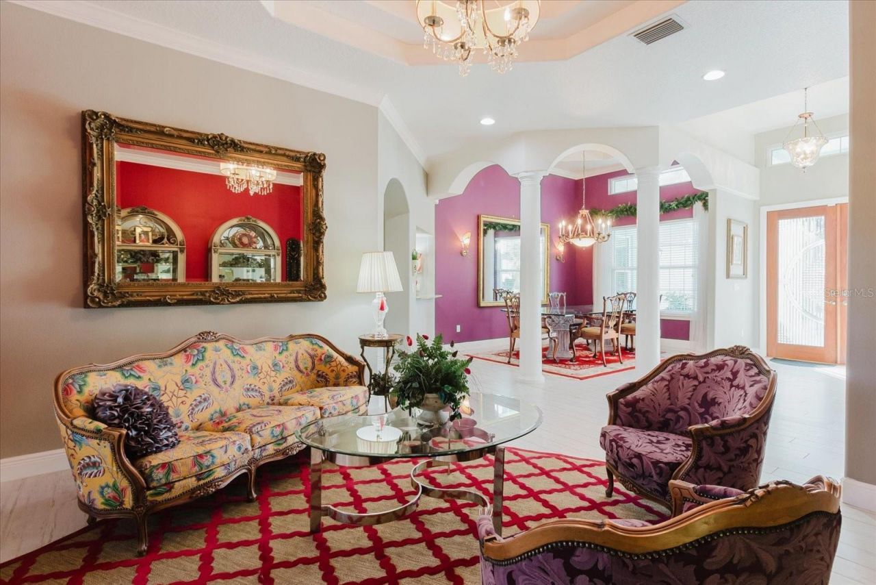 13510 Westshire Drive, Tampa, FL 33618 Photo