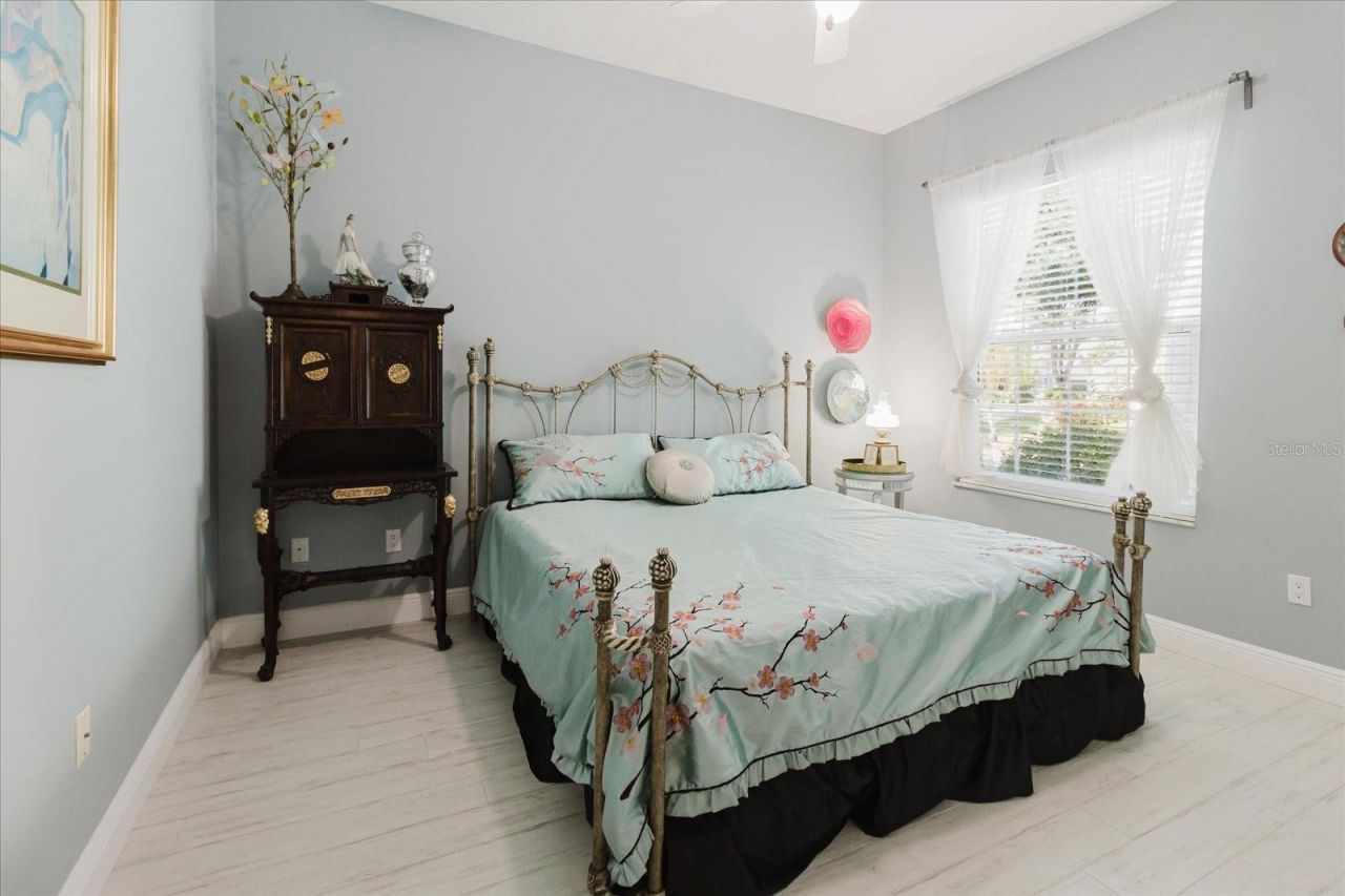13510 Westshire Drive, Tampa, FL 33618 Photo