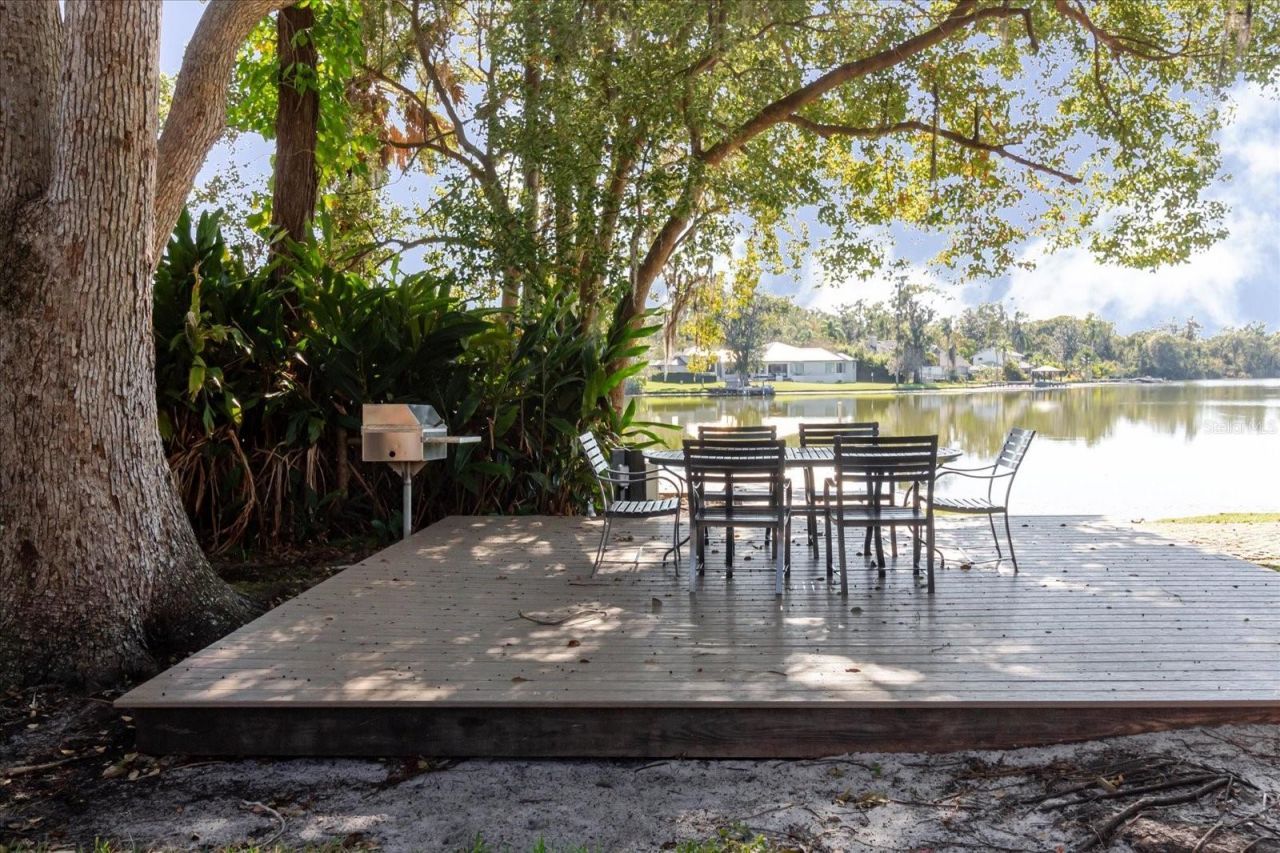 13510 Westshire Drive, Tampa, FL 33618 Photo