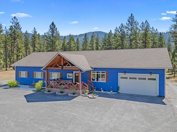 1196 Sunrise Way, Evans, WA 99126