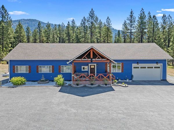 1196 Sunrise Way, Evans, WA 99126