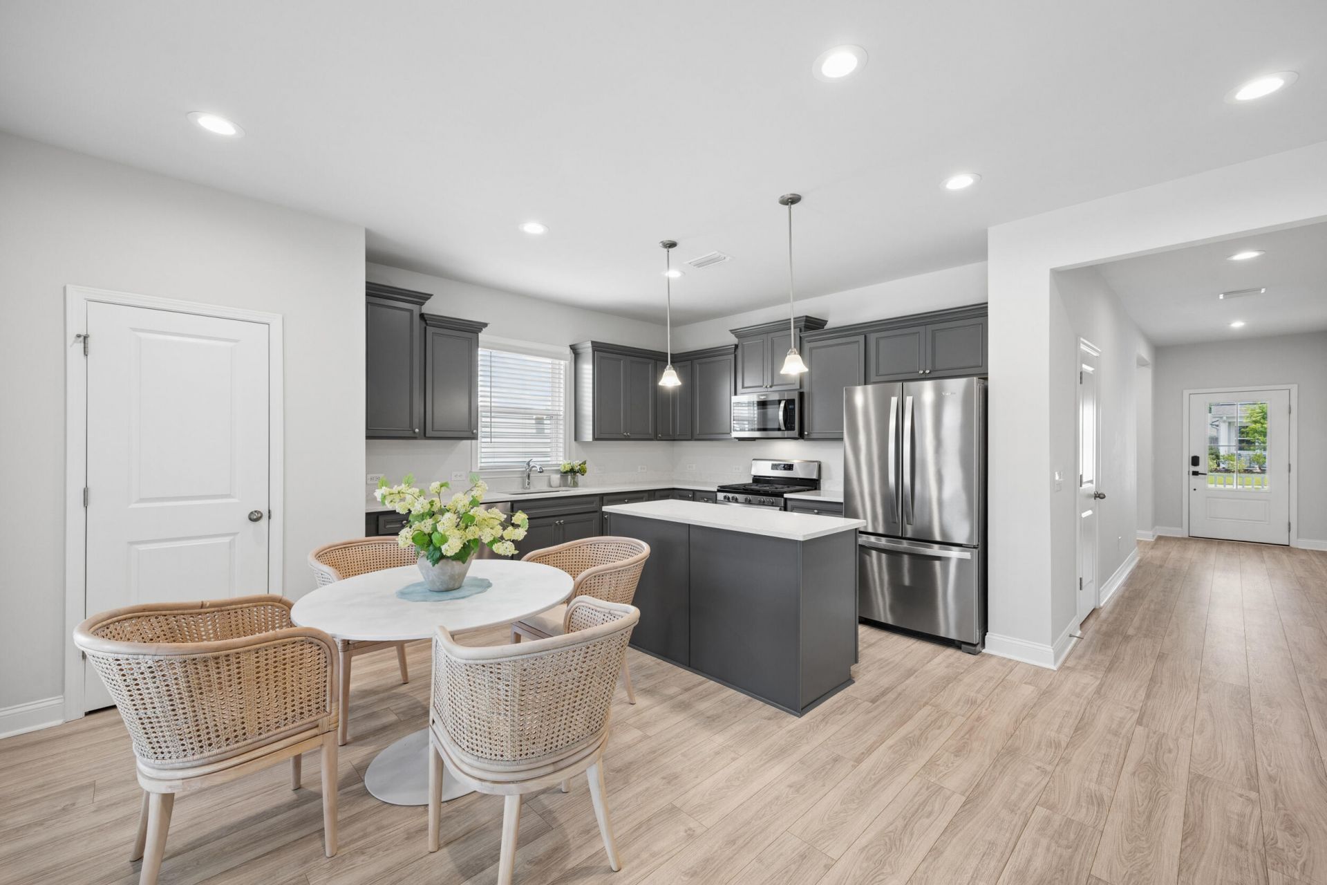 1158 Salem Bay Drive Photo 8