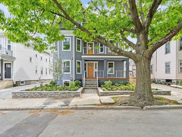 12 Foskett St, Unit 1, Somerville, MA 02144
