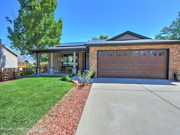 25 Hackberry Lane, Parachute, CO 81635