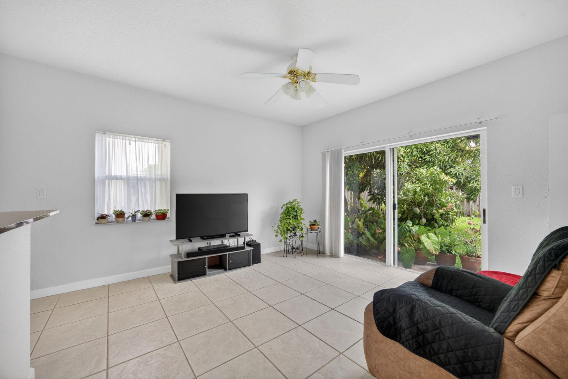 14215 SW 156th Avenue N, Miami, FL 33196 Photo