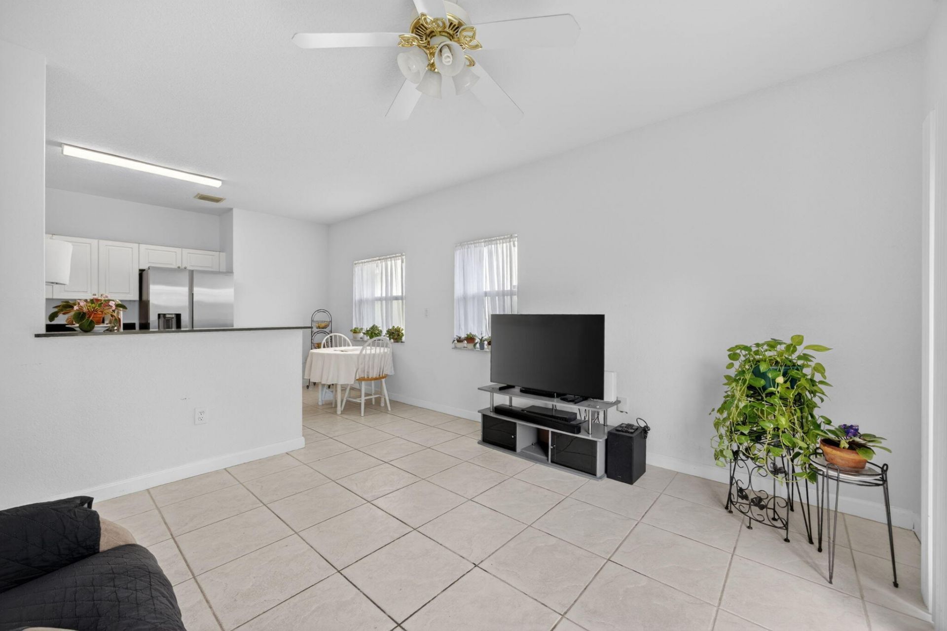14215 SW 156th Avenue N, Miami, FL 33196 Photo