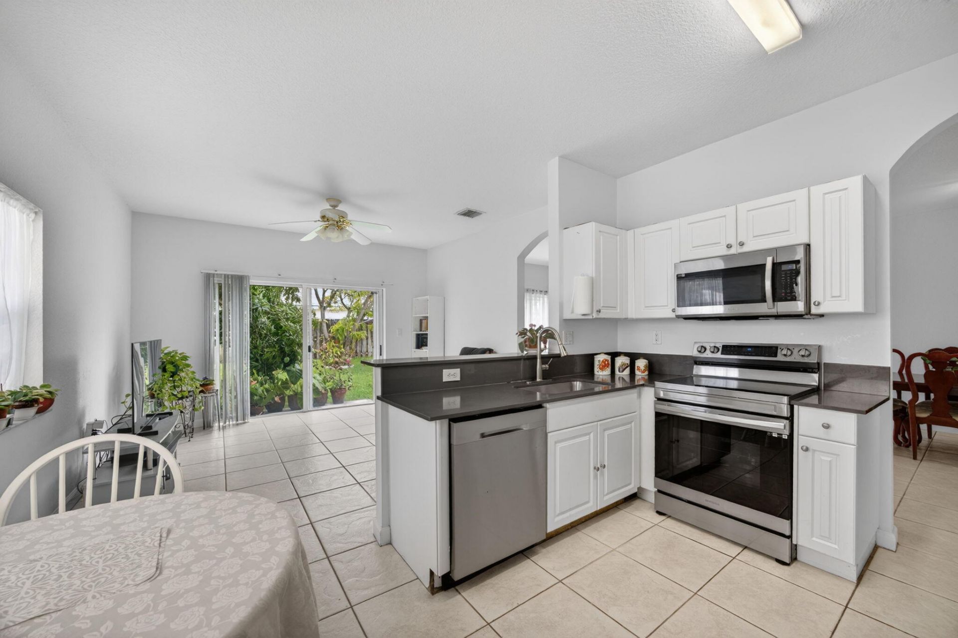 14215 SW 156th Avenue N, Miami, FL 33196 Photo