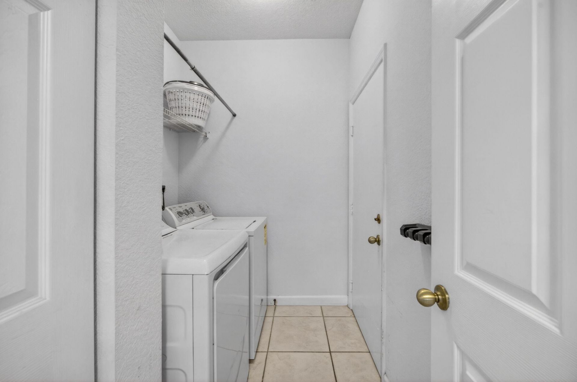 14215 SW 156th Avenue N, Miami, FL 33196 Photo