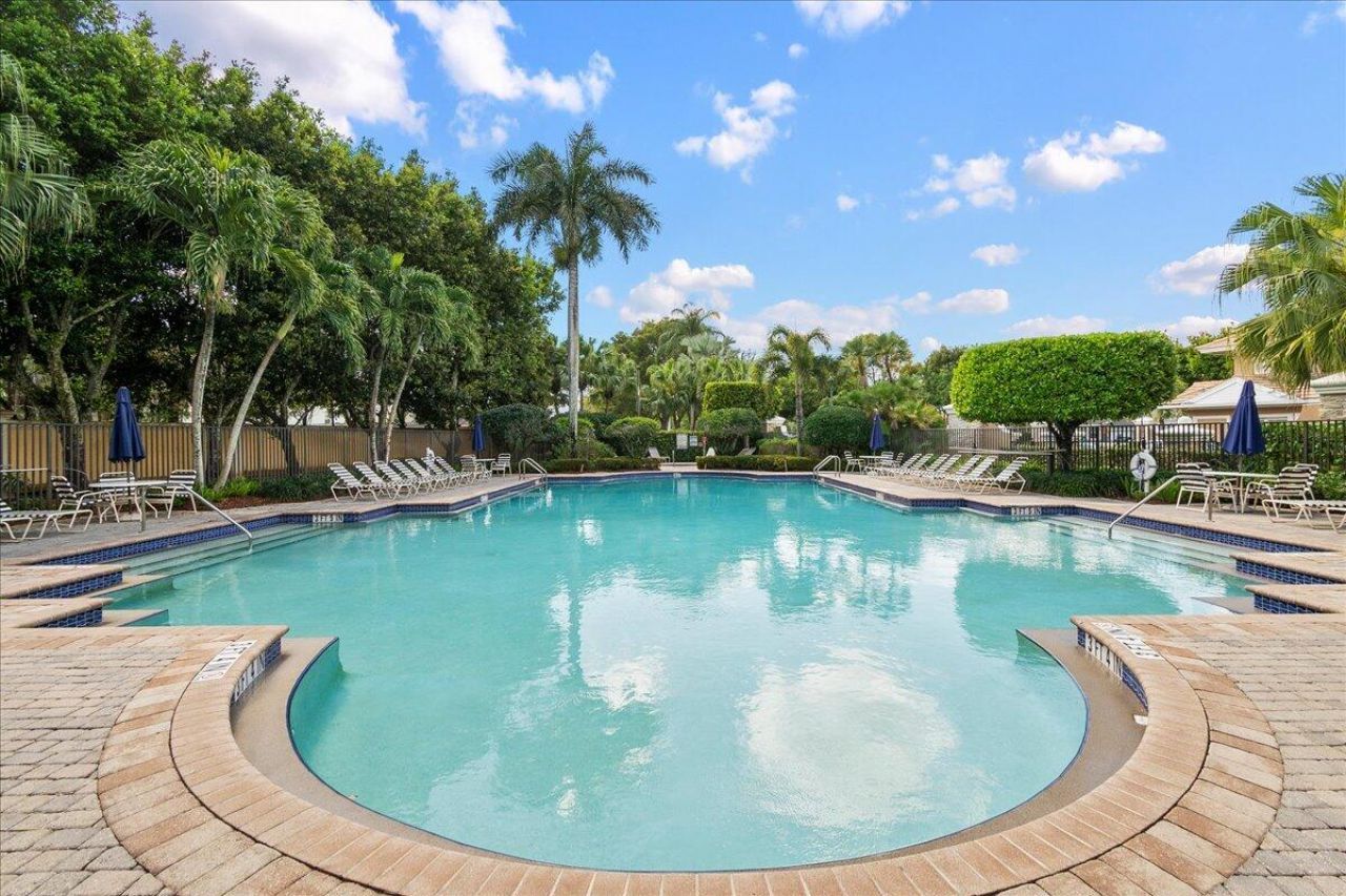 135 Hamilton Terrace, West Palm Beach, FL 33414 Photo