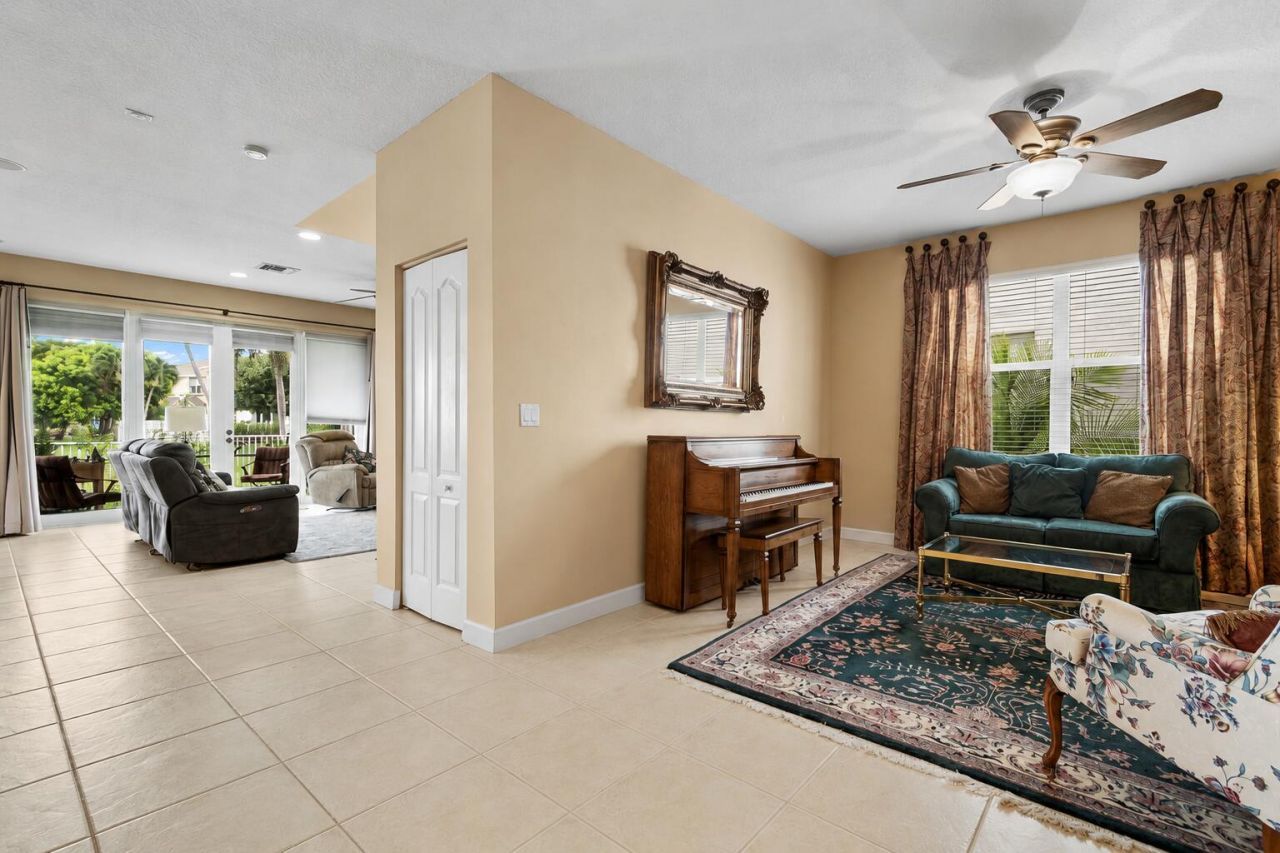 135 Hamilton Terrace, West Palm Beach, FL 33414 Photo