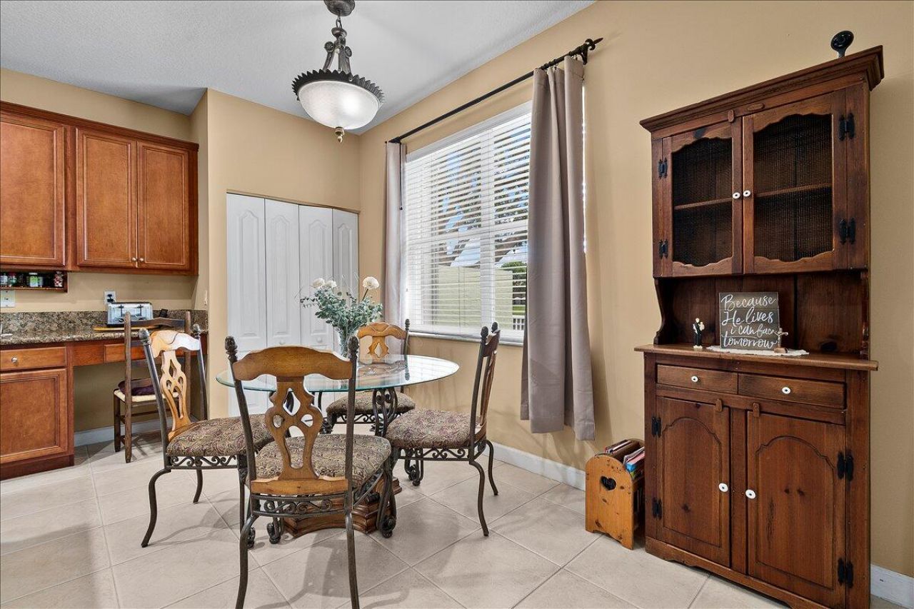 135 Hamilton Terrace, West Palm Beach, FL 33414 Photo