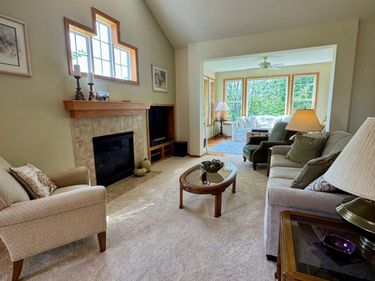 4711 Walnut Grove Lane N, Plymouth, MN 55446