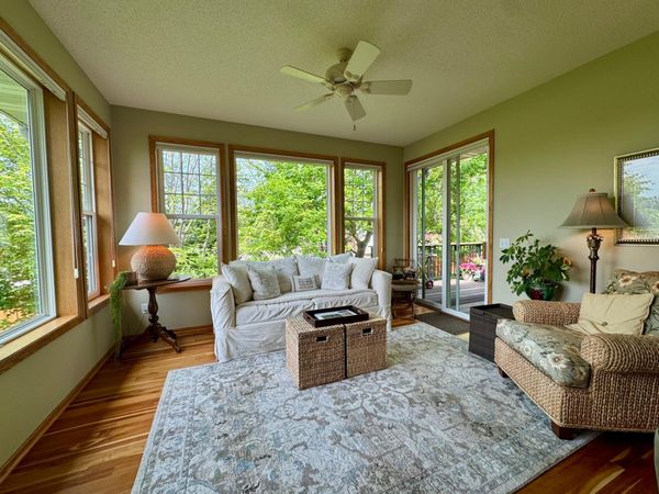 4711 Walnut Grove Lane N, Plymouth, MN 55446