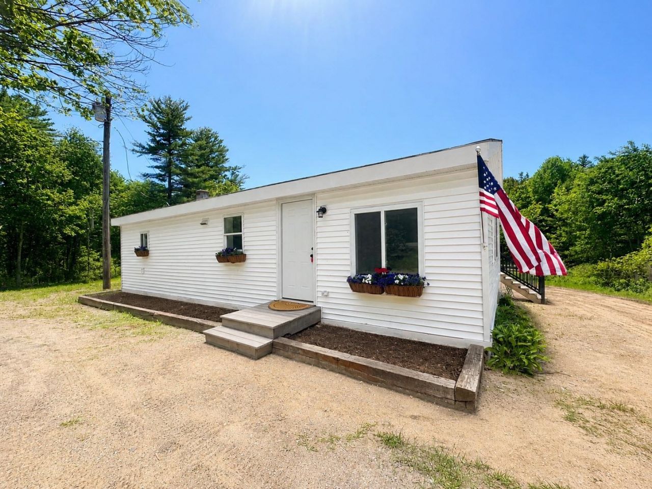 295 Gilsum Road Sullivan, NH 03445