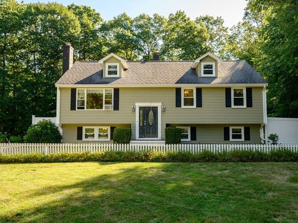 258 State St, Hanson, MA 02341