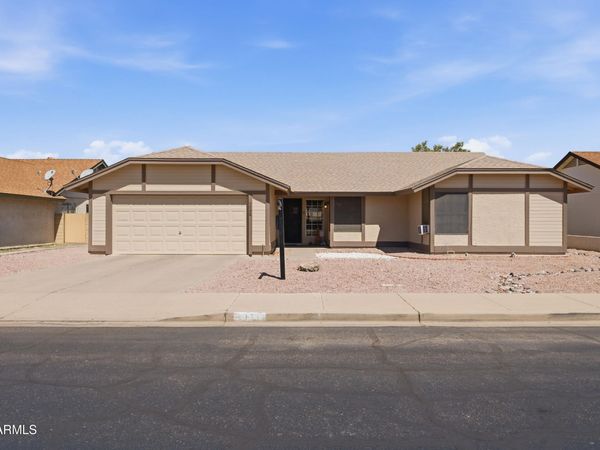 1738 N NEVADA Way, Mesa, AZ 85203