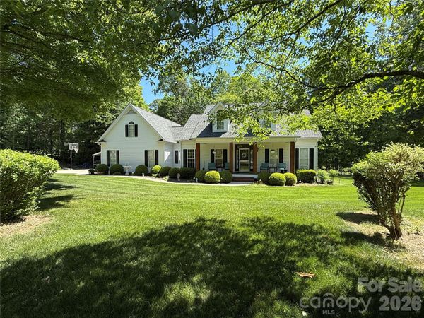 2230 Wedgewood Drive , Matthews, NC 28104
