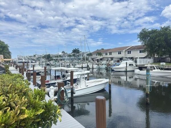 2400 NE 16th Street, Unit 205, Pompano Beach, FL 33062