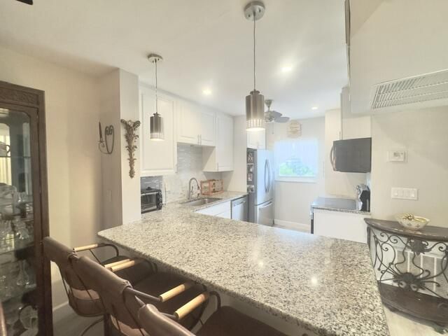 2400 NE 16th Street, Unit 205, Pompano Beach, FL 33062 Photo