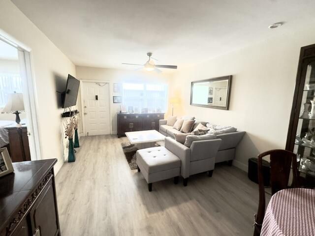 2400 NE 16th Street, Unit 205, Pompano Beach, FL 33062 Photo