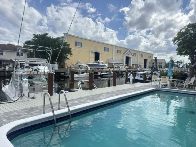 2400 NE 16th Street, Unit 205, Pompano Beach, FL 33062 Photo