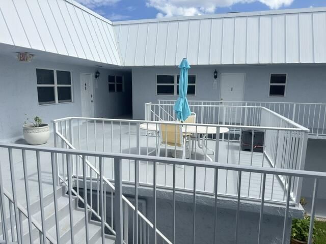 2400 NE 16th Street, Unit 205, Pompano Beach, FL 33062 Photo