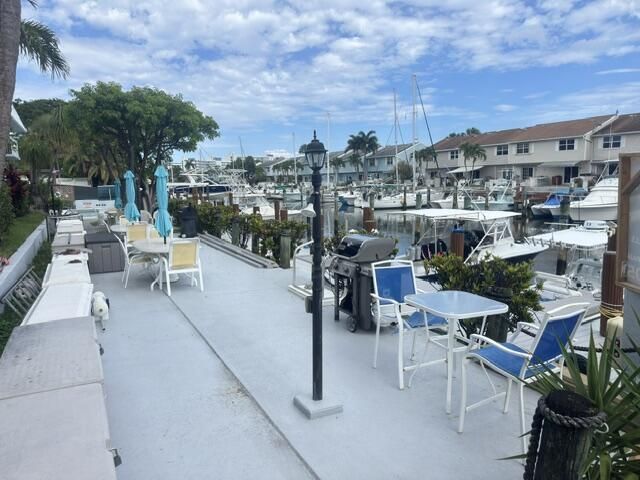 2400 NE 16th Street, Unit 205, Pompano Beach, FL 33062 Photo