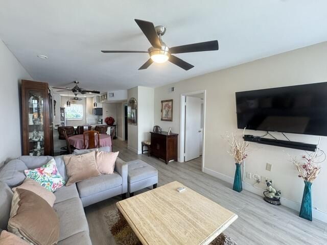 2400 NE 16th Street, Unit 205, Pompano Beach, FL 33062 Photo