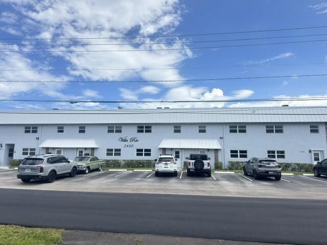 2400 NE 16th Street, Unit 205, Pompano Beach, FL 33062 Photo