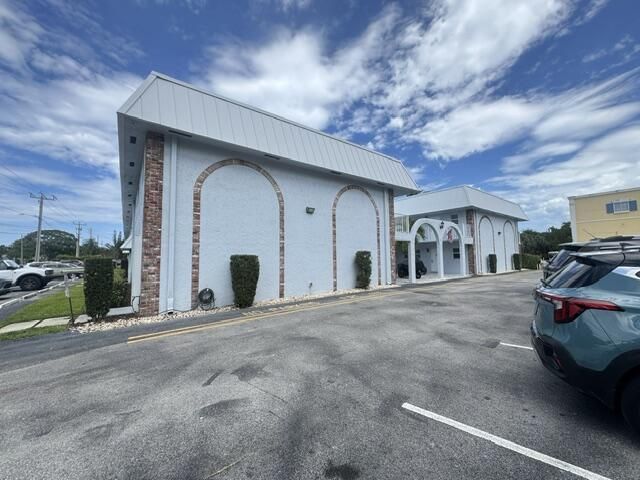 2400 NE 16th Street, Unit 205, Pompano Beach, FL 33062 Photo