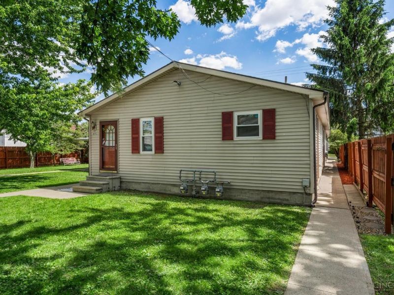 67 W Washington Street, Sabina, OH 45169 Photo 5