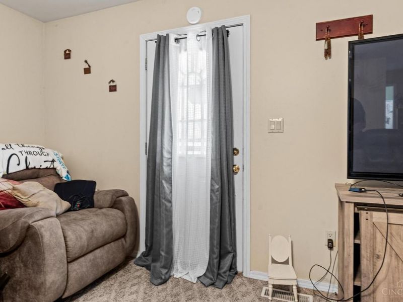 67 W Washington Street, Sabina, OH 45169 Photo 8