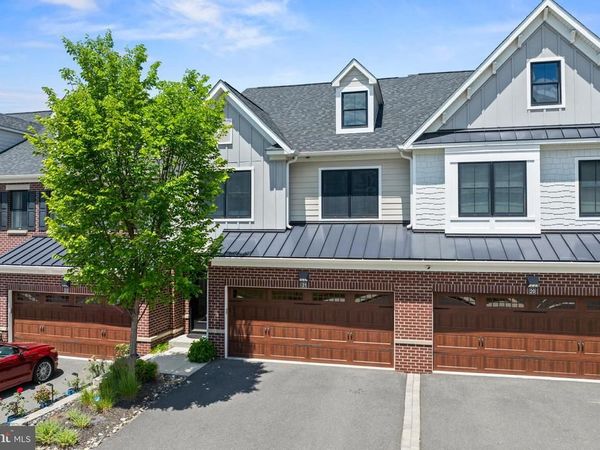 21 RIVERWALK, PLAINSBORO, NJ 08536