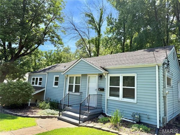 35 Mather Street , Alton, IL 62002
