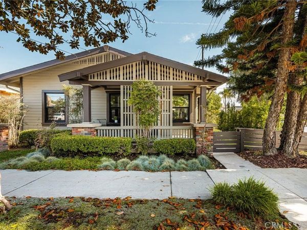 377 Ximeno Avenue , Long Beach, CA 90814
