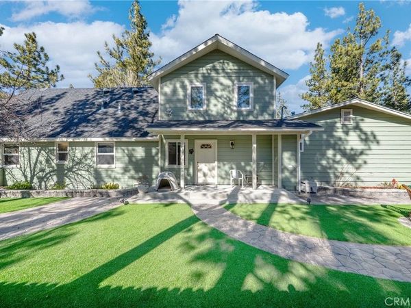 195 Knoll , Big Bear Lake, CA 92315