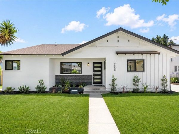 15550 Otsego Street, Encino, CA 91436