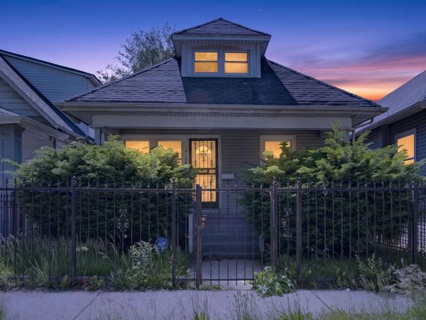 8106 S Burnham Avenue , Chicago, IL 60617
