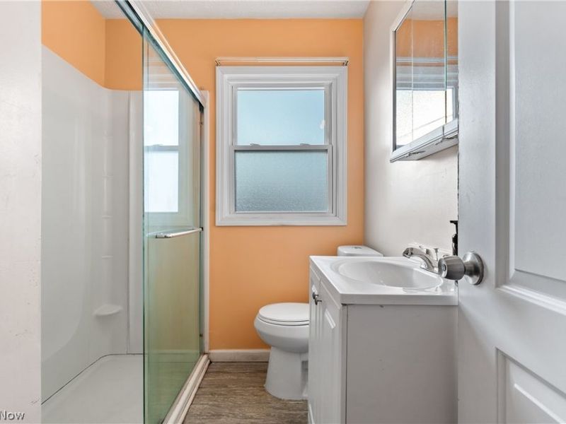 14313 Montrose Avenue, Cleveland, OH 44111 Photo 11