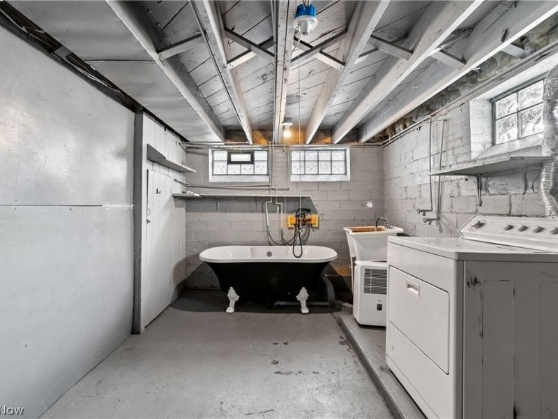 14313 Montrose Avenue, Cleveland, OH 44111 Photo 22