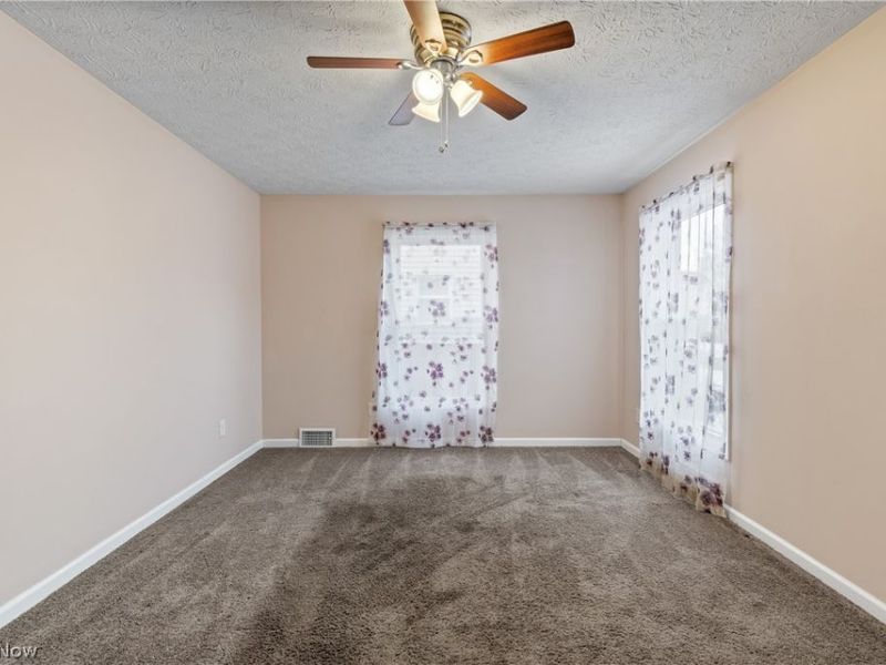 14313 Montrose Avenue, Cleveland, OH 44111 Photo 3
