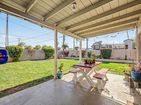7040 N 22nd Drive, Phoenix, AZ 85021