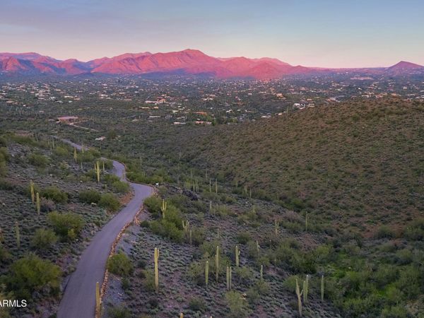 39332 N OLD STAGE Road, Unit -, Cave Creek, AZ 85331