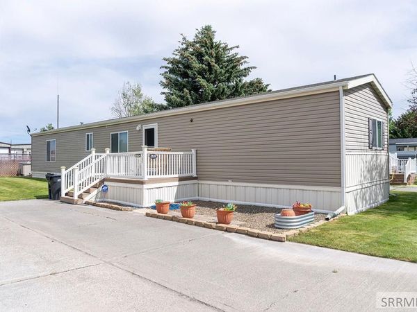 1920 Whispering Pine Drive, IDAHO FALLS, ID 83401